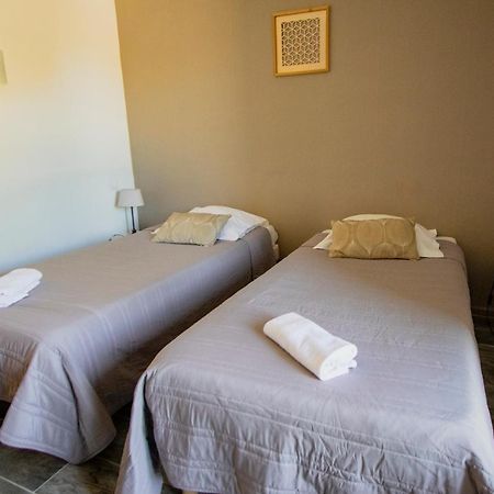 Hotel Carina Апт Екстериор снимка