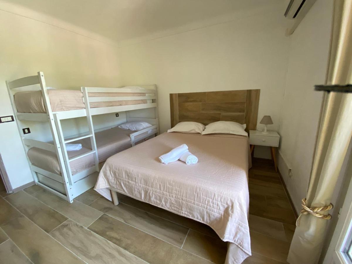 Hotel Carina Апт Екстериор снимка